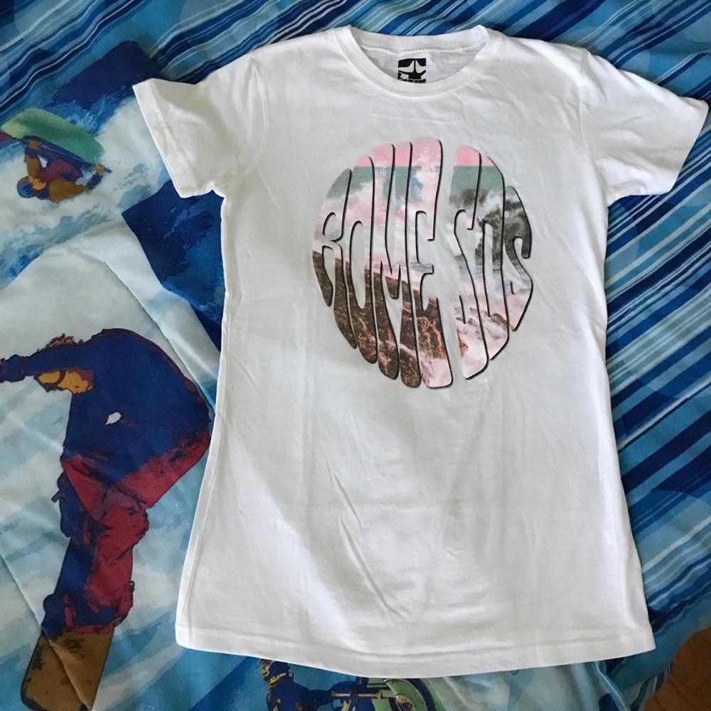 Unisex Rome snowboard t-shirt. Large
